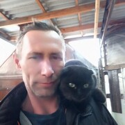  ,   Maikl, 50 ,   