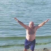  ,   Tigran, 43 ,   ,   