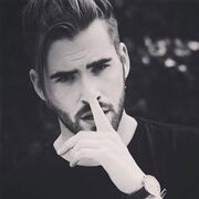  ,  Sam, 30