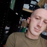  ,  Nikita, 24