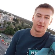  ,   Tomas, 25 ,  