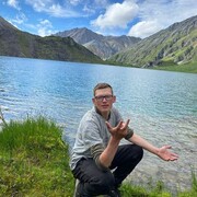  ,   Zakhar, 25 ,   ,   , c , 