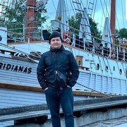  ,   Dilshat, 39 ,   ,   