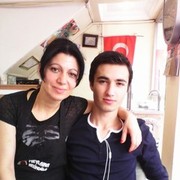 ,   Gio, 39 ,   