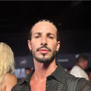  ,   Mavin, 35 ,   ,   