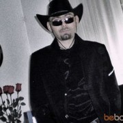  ,   Valentin, 46 ,     , c 