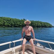  ,   Viktor, 35 ,   ,   , c 