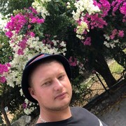  ,  Andrei, 31