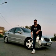  -,   Alex, 29 ,   