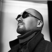  ,   Simon, 42 ,  