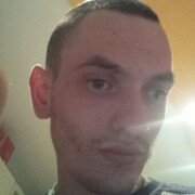  ,  Olek, 32