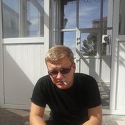  ,   Alex, 33 ,   