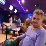  ,   Vadim, 54 ,   ,   