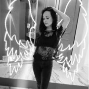  ,  lenka, 30
