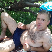  ,   Artiom, 40 ,   