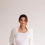 Анна, Дзержинский