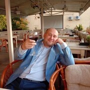  ,  Albert, 39