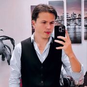  ,  Ali, 28