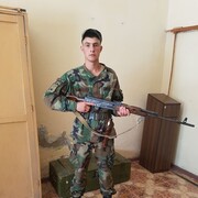  ,  Cristian, 24