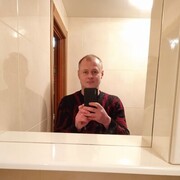  ,  Sergiy, 32