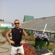  ,  Boris, 40