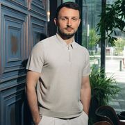  ,  Roman, 37