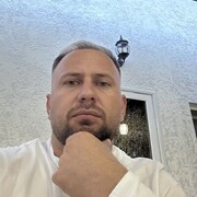  ,  Igor, 32