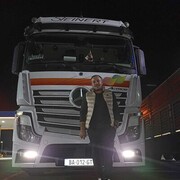  ,   Beka, 32 ,   ,   