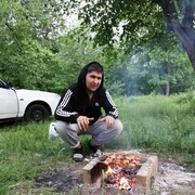  ,  Aza, 28