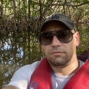  North Miami Beach,   Dinis, 40 ,   ,   