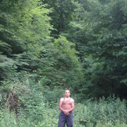  ,   Harut, 46 ,  