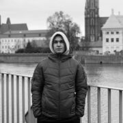  Apen,   Andrii, 26 ,   ,   