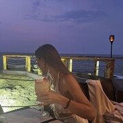  ,   Liubov, 40 ,   ,   , c 