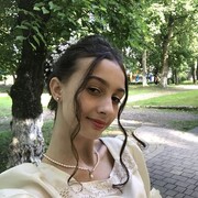  ,  Ksenia, 20