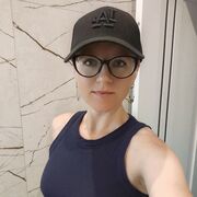  ,  Margo, 38