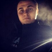  ,  Roman, 30