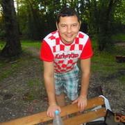  ,   Jarik, 42 ,   