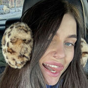  ,  Olya, 25