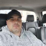  ,  Viktor, 35