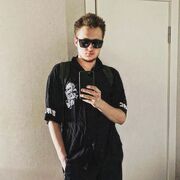  ,   Vitalii, 22 ,   ,   , c , 