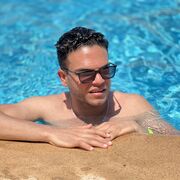  Soho,   Abanoub, 28 ,   ,   
