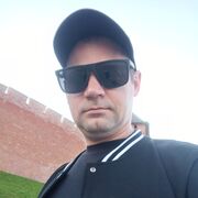   ,  Sasha, 38