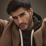  ,  Jony, 30