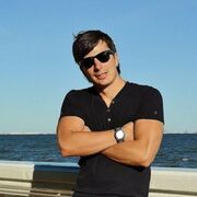  ,  Alex, 40