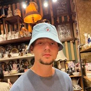  ,   Maxim, 23 ,   ,   , c 