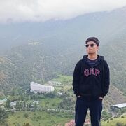  ,  Elbek, 20