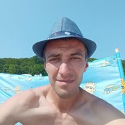  ,  Andrij, 36