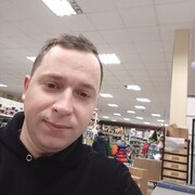  ,  Ilya, 32
