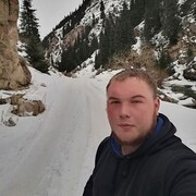   ,  Maksik, 24