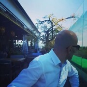  ,   Jon Jon, 39 ,   ,   